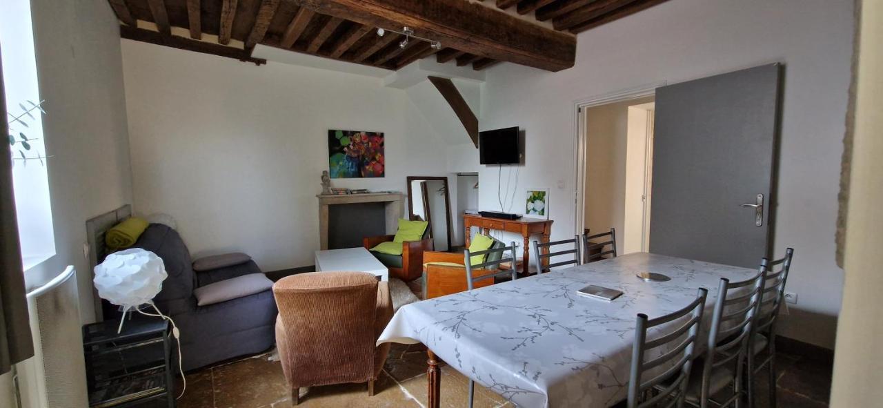La Tour Du 12 Villa Chamboeuf Kültér fotó