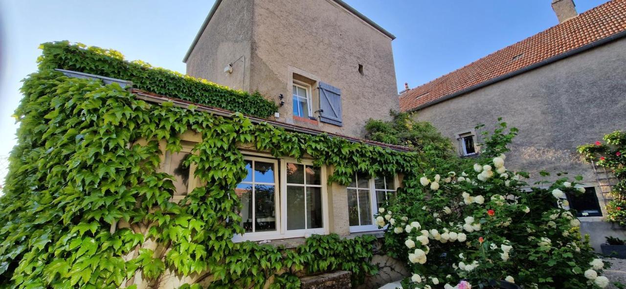 La Tour Du 12 Villa Chamboeuf Kültér fotó